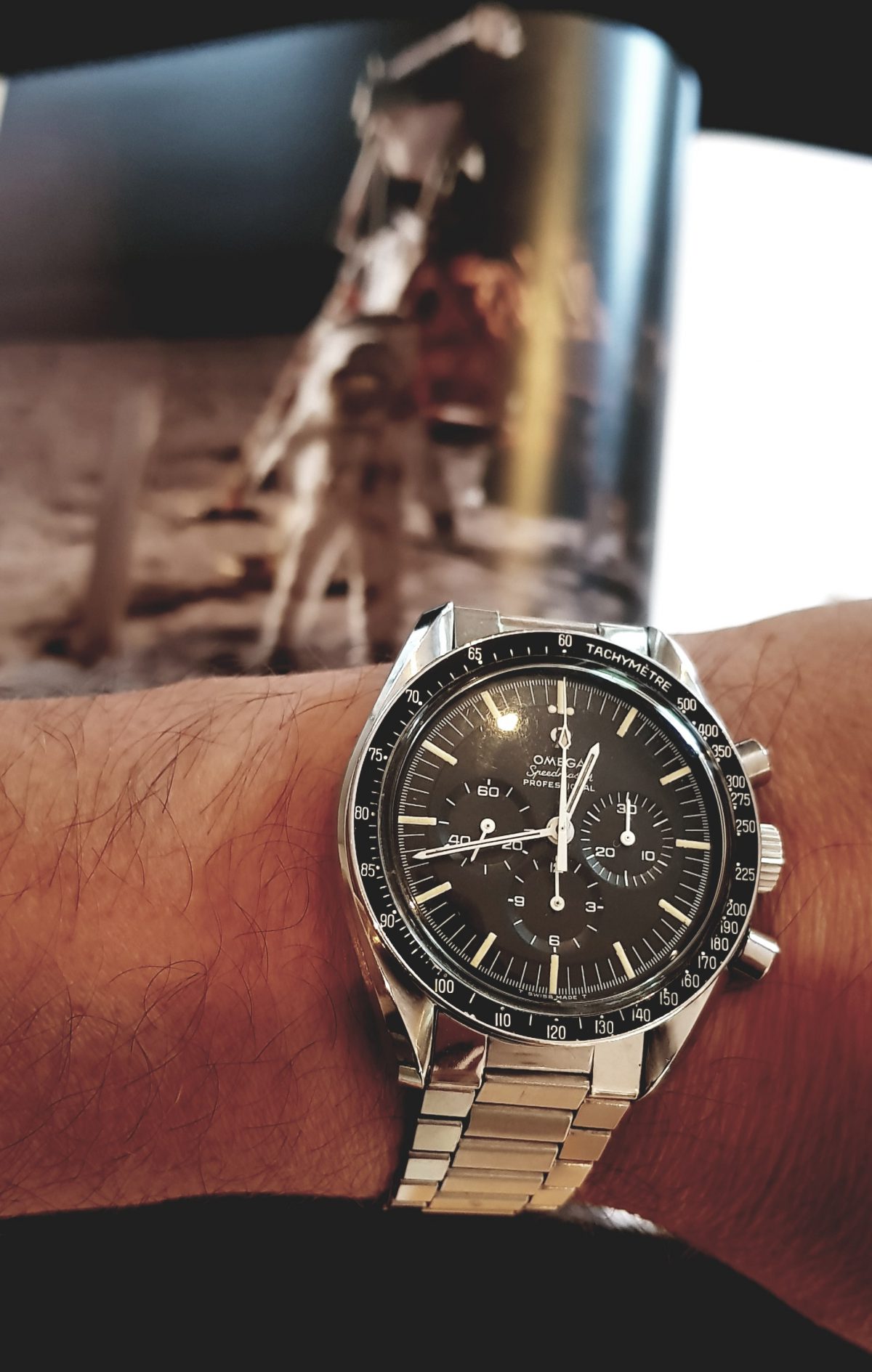 omega speedmaster ultraman 1968