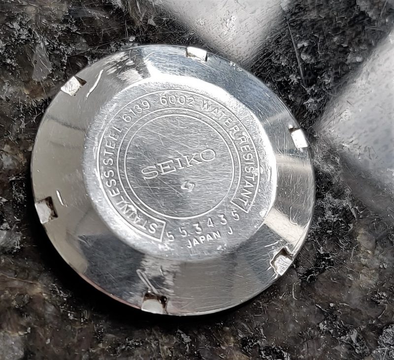 How to remove the stuck back of a watch – Vintage Watch Advisors - How To Remove The Back From A Watch